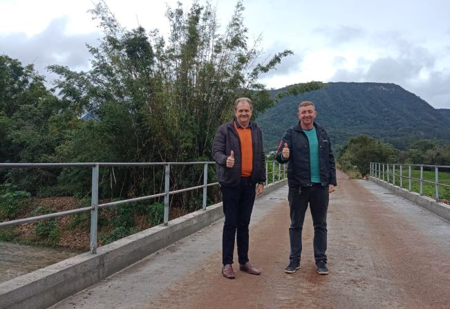 Ponte que une Cerro Branco a Candelária tem fluxo liberado